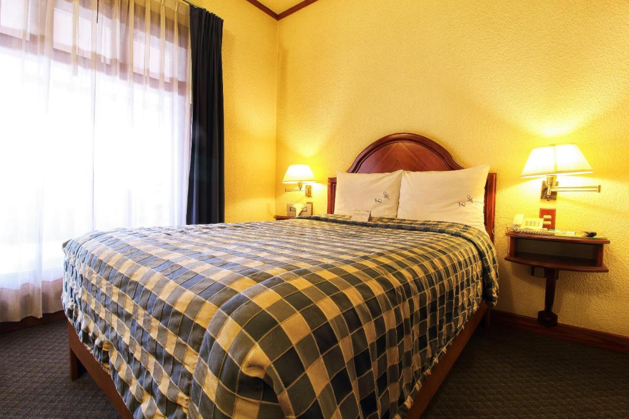 Hotel Lastra Puebla Buitenkant foto